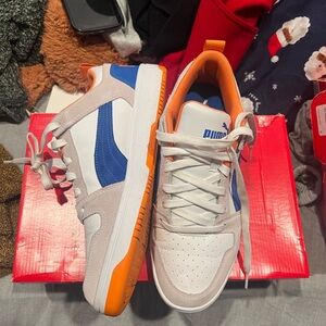 Puma White and Blue Sneakers